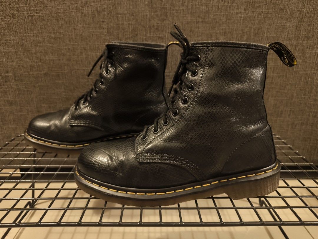 Dr Martens Vintage 1460 Snakeskin Effect Black Leather Boots UK9 US10 EU43 Rare Item