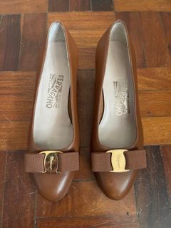 Ferragamo Shoes (Brown)