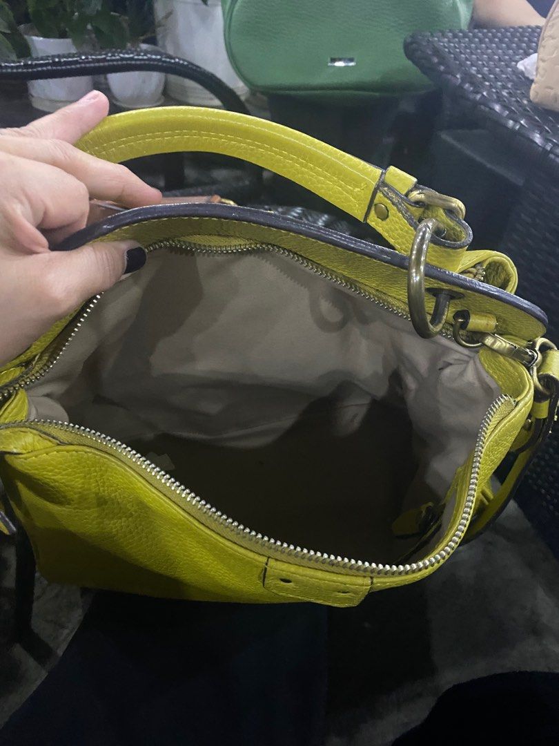 Fino (Category: Luxury Bags & Wallets) located in Caloocan City. Submitted by mairechaz (Listing ID 1286124852, Image 3). Description: Selling my bag original fino.