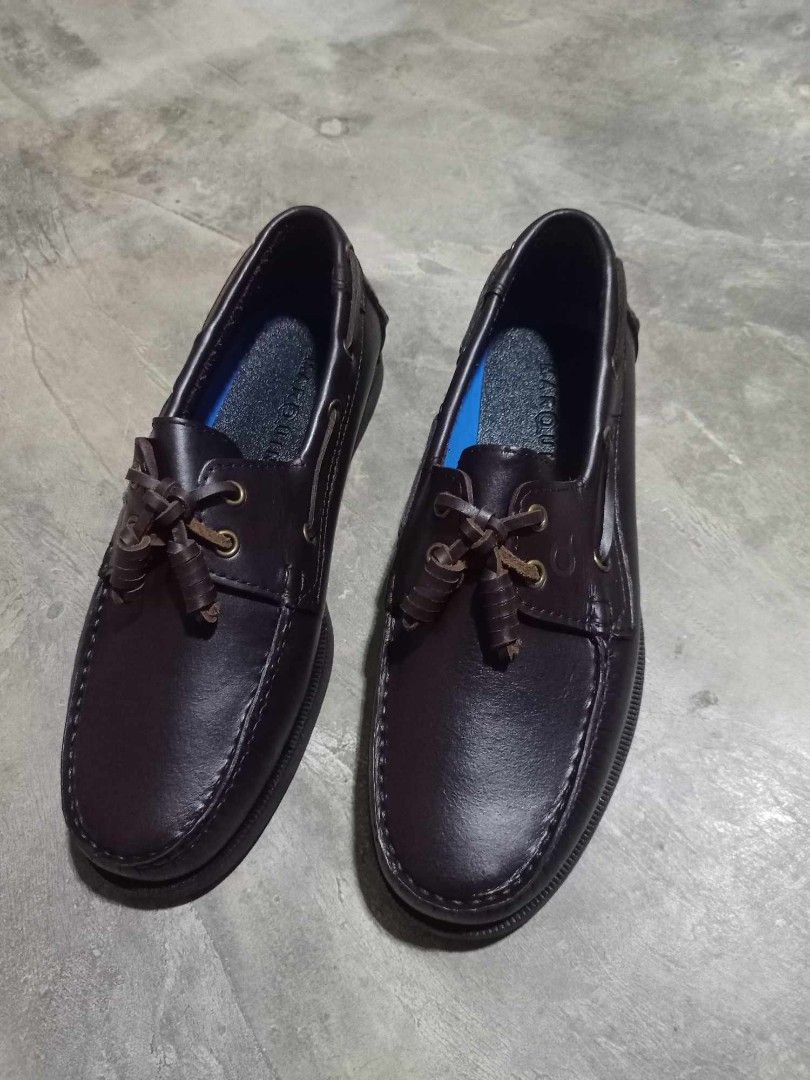 Marquins boat shoes top