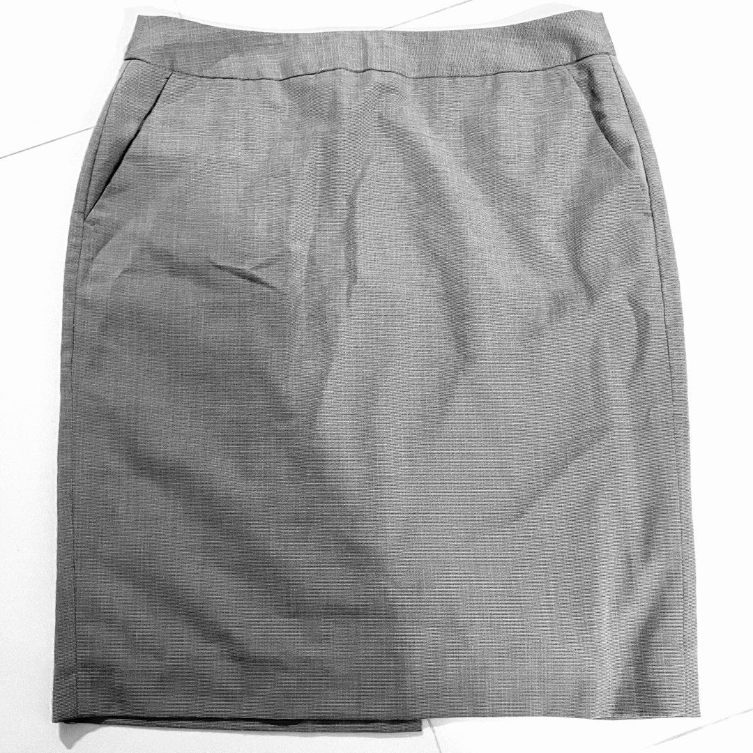 G2000 OL Office appropriate grey pencil skirt w back slit size 40