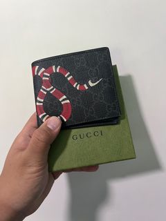 Gucci kingsnake best sale wallet black