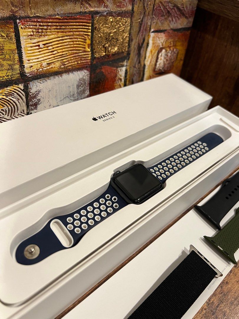 Iwatch series 3 sales box