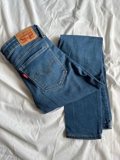 (Category: ) located in . Submitted by hello0387 (Listing ID 1286076107, Image 1). Description: .