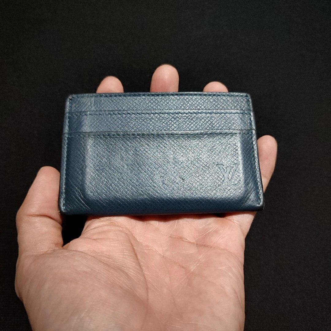 Louis Vuitton Taiga (Category: Luxury Bags & Wallets) located in Taytay. Submitted by highendmnl (Listing ID 1286137297, Image 3). Description: Louis Vuitton Taiga Card Case/Holder 4.3" X 3" PM.
