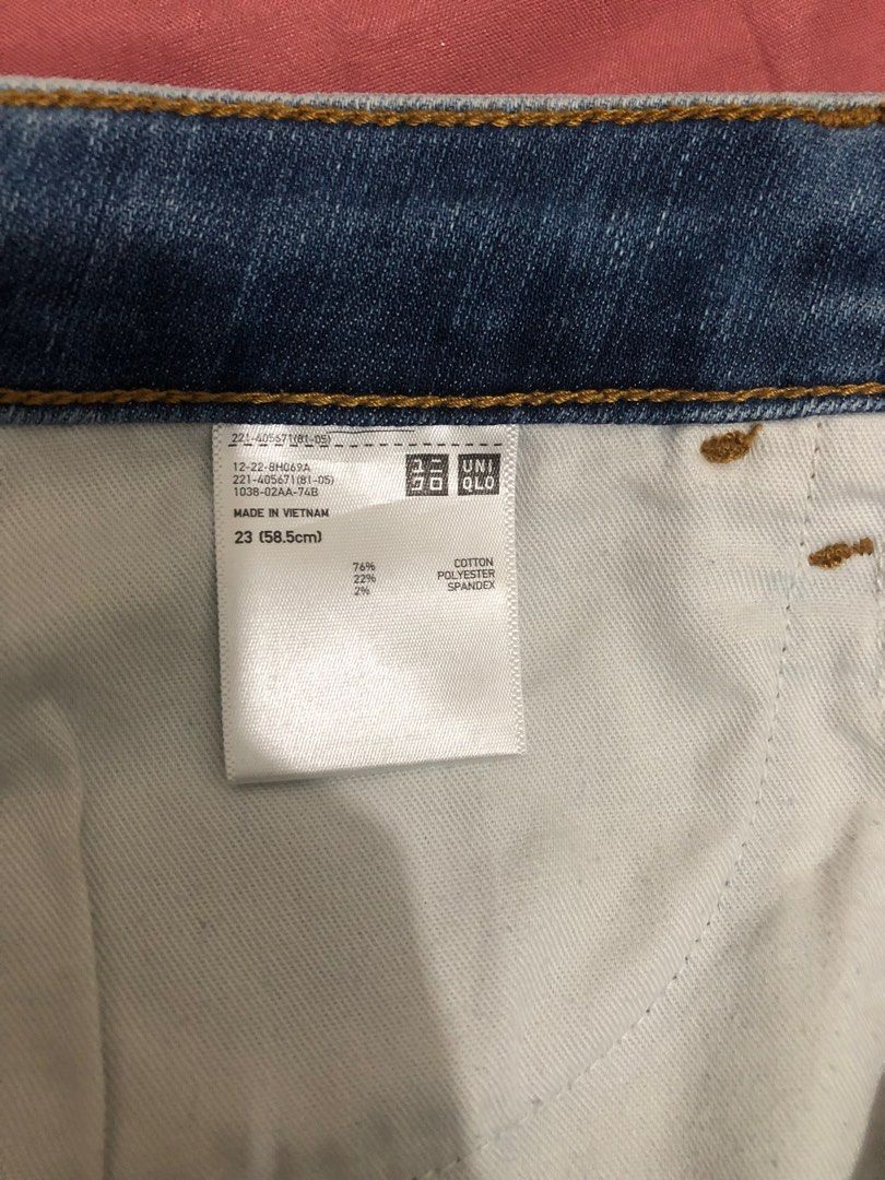 Uniqlo Low waist pants (Category: Jeans) located in Bacoor. Submitted by wendys34 (Listing ID 1286058611, Image 2). Description: SF c/o buyer.