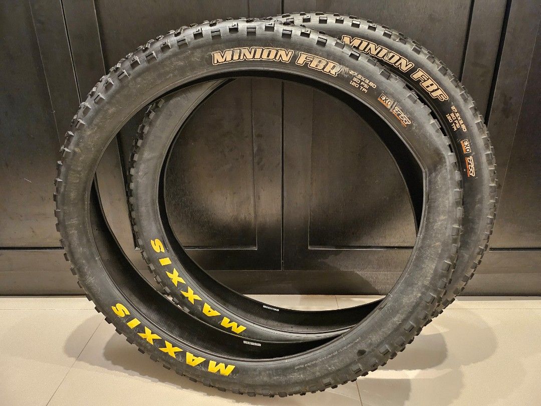 Maxxis minion fbf 27.5 x3 hotsell 80