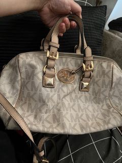 1 000 affordable michael kors doctors bag For Sale Bags Wallets Carousell Philippines