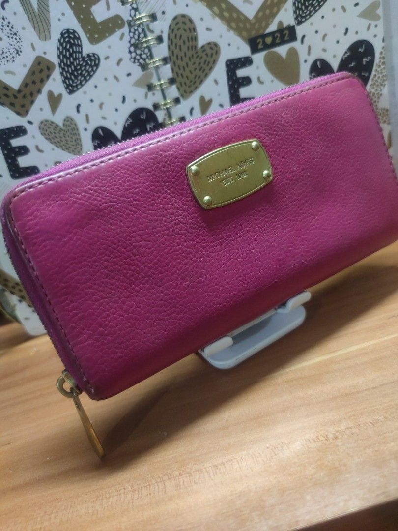 Fuschia michael kors wallet sale