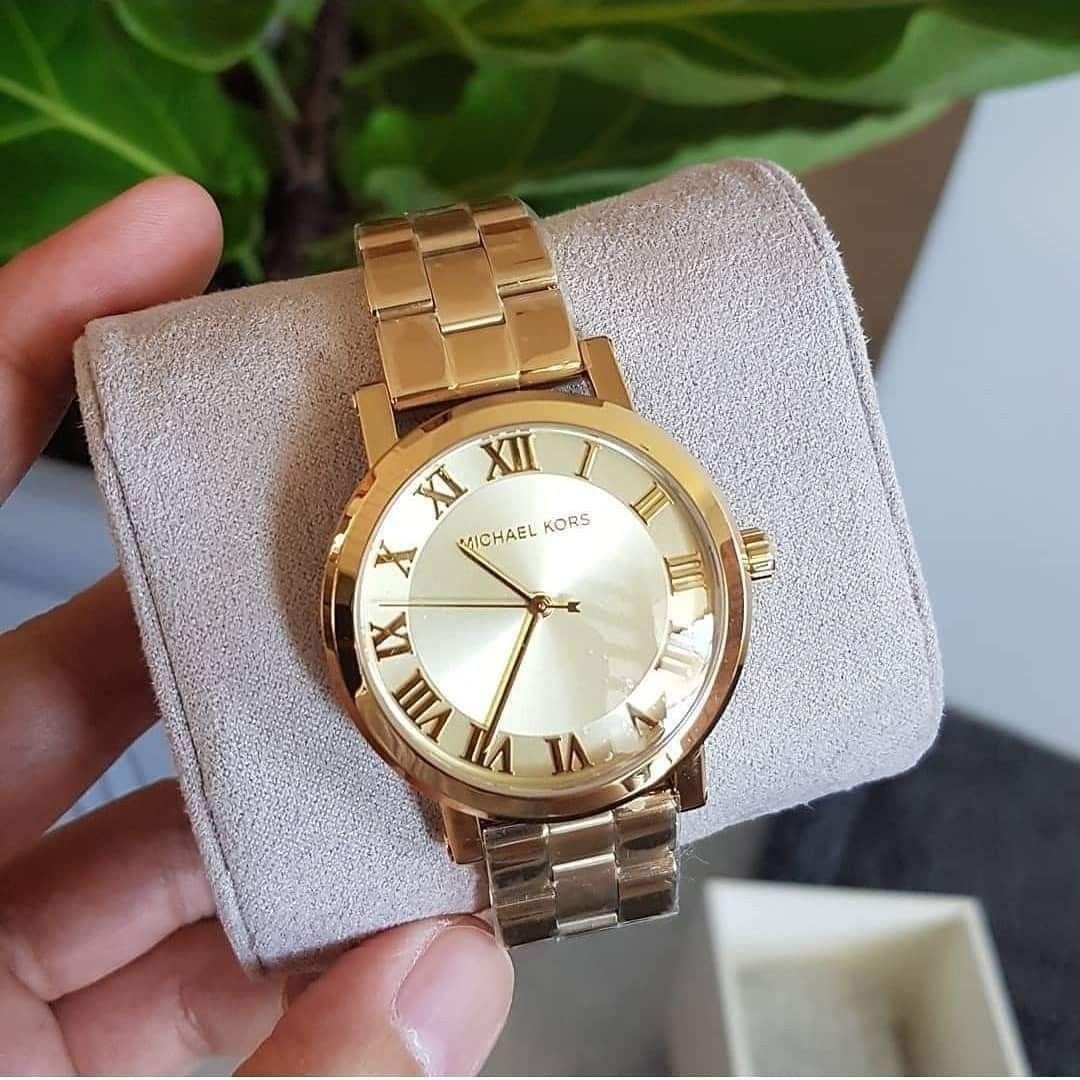 Mk norie watch shop