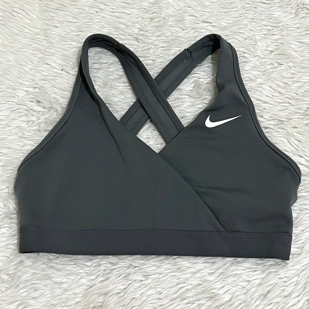 M-L) Rare! Nike Sportsbra, Women's Fashion, Activewear on Carousell