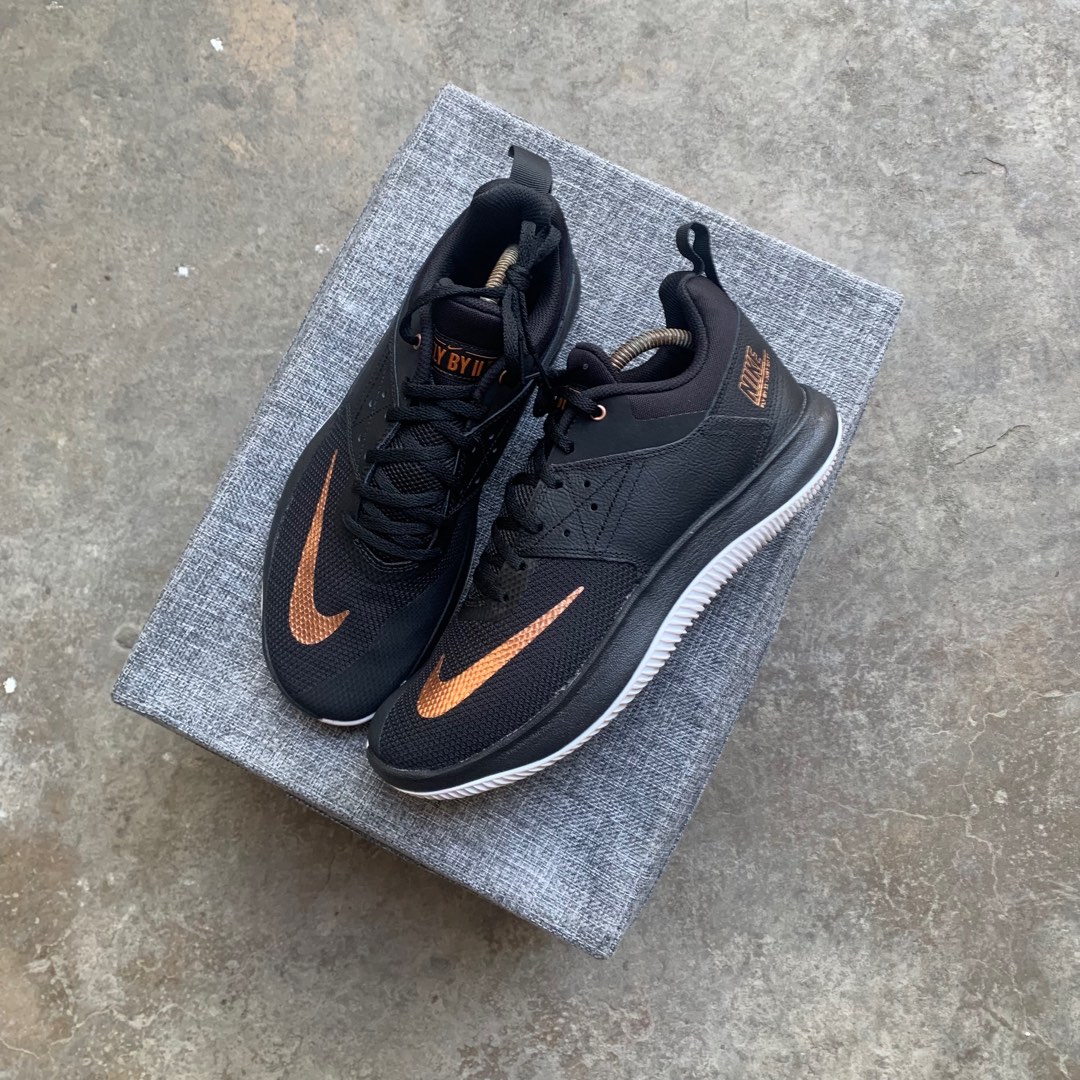 Nike Fly By 2, Men's Fashion, Footwear, Sneakers on Carousell