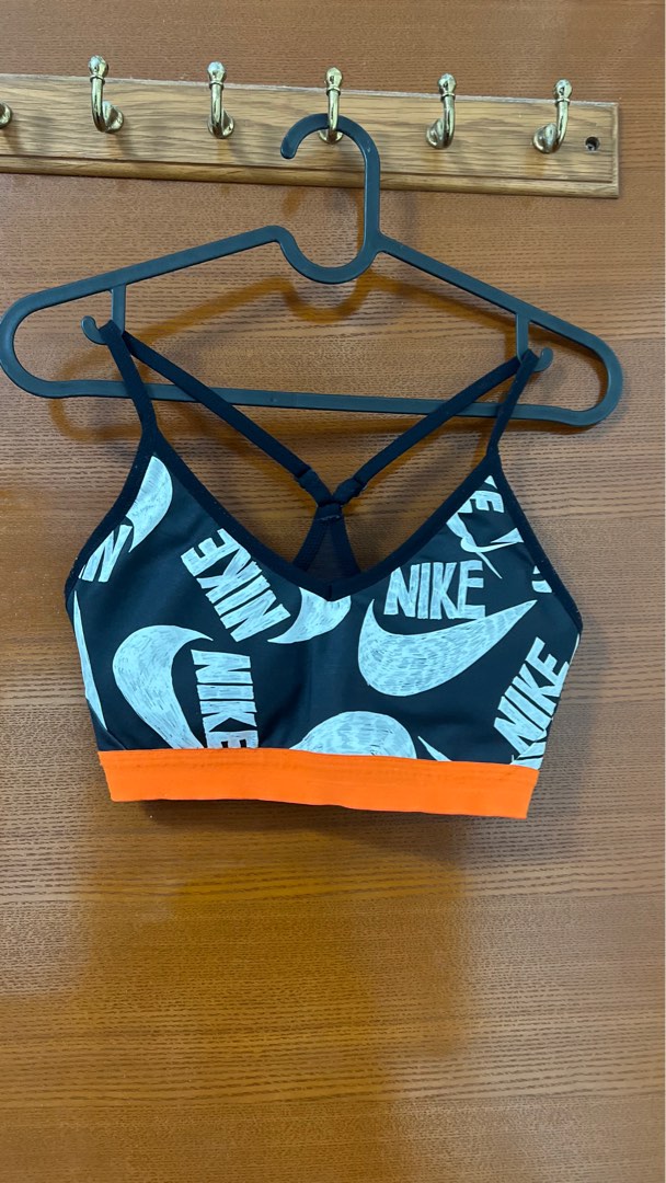 Nike sports bra small