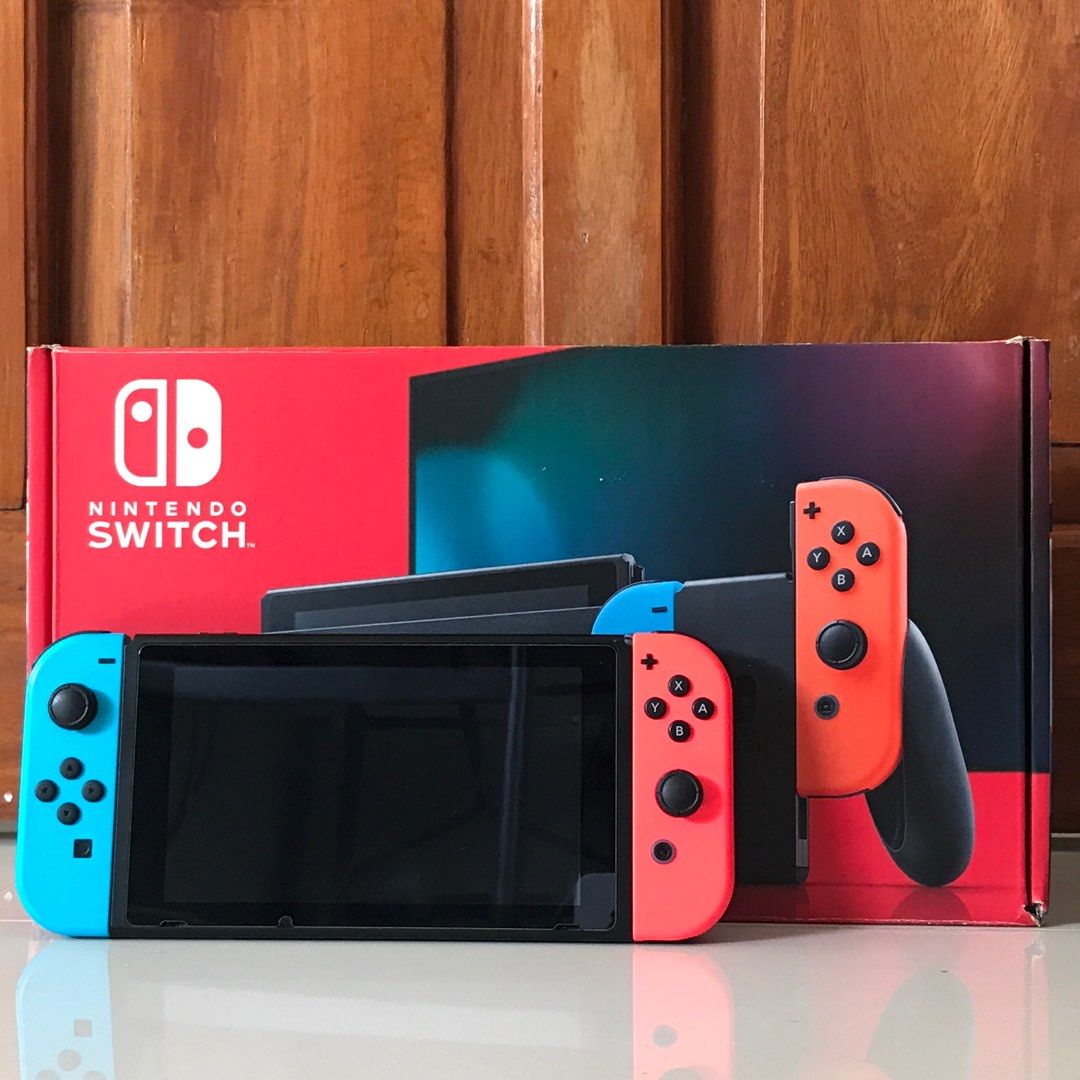 Nintendo Switch Secondhand Animal Crossing In Good Condition (Category: Nintendo) located in Mandaluyong City. Submitted by chiacells (Listing ID 1286137649, Image 2). Description: Inclusions: - 1 console - 1 switch dock - joy con (left) - joy con (right) - 1 nintendo switch AC adapter - option to buy one or two of the games i have. just lmk. bihira na magamit. need funds for more important things can test upon meetup. can do meetups or ship item