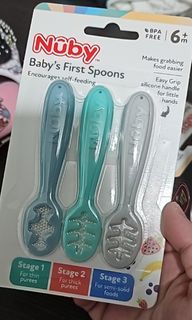 REPRICED!!! NUBY 6M+ COMPLETE 3-STAGE BABY'S FIRST SELF-FEEDING SPOONS