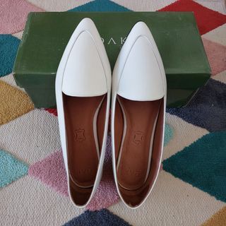 Oak the Label White Flat Shoes Size 6
