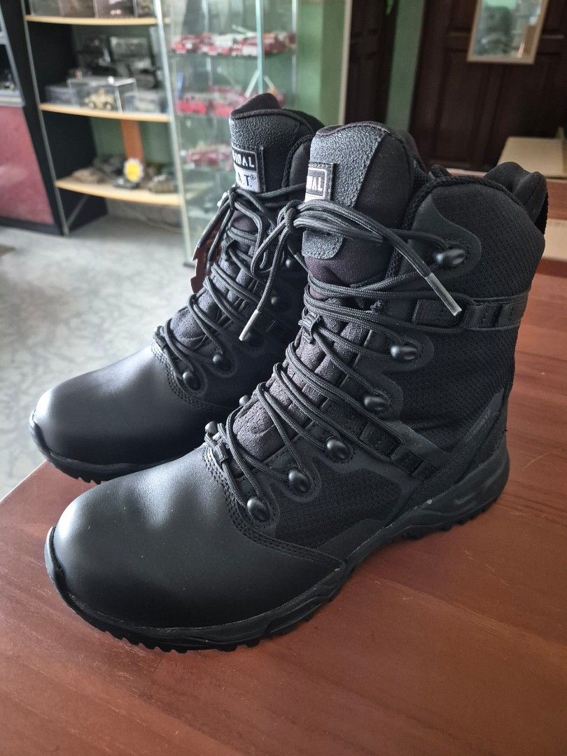 Original S.W.A.T. Tactical Boots. Size USA 9 UK 8 EUR 42