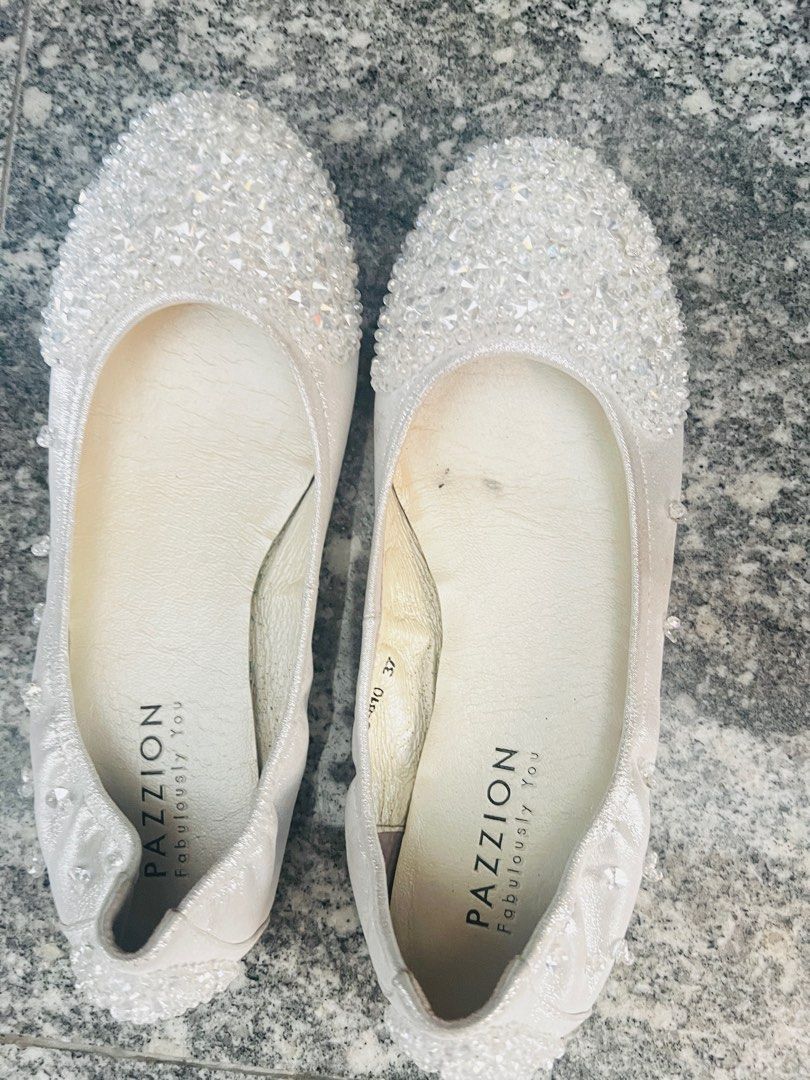 White beaded deals flats