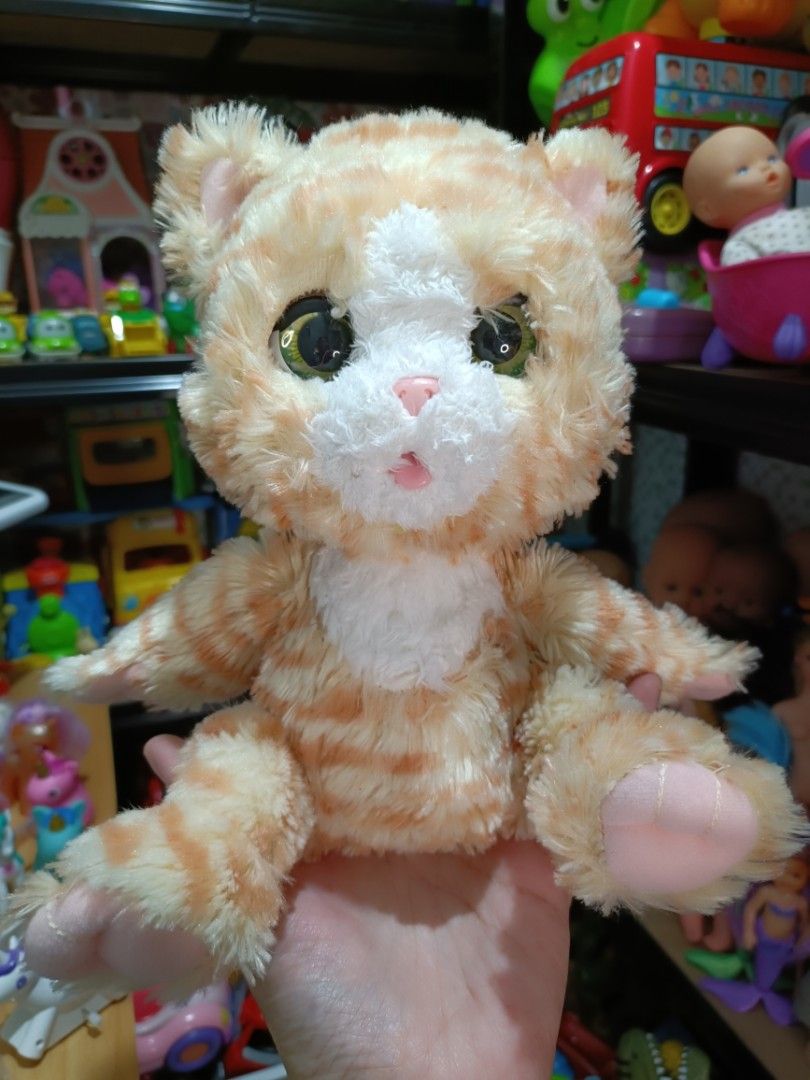 Preloved fur real kitty cuddle (Category: Plushies & Soft Toys) located in Iligan City. Submitted by shehabdor98515 (Listing ID 1286182615, Image 1). Description: not working but goods na goods ng cclose eyes Pag pinapa dede at articulated head..