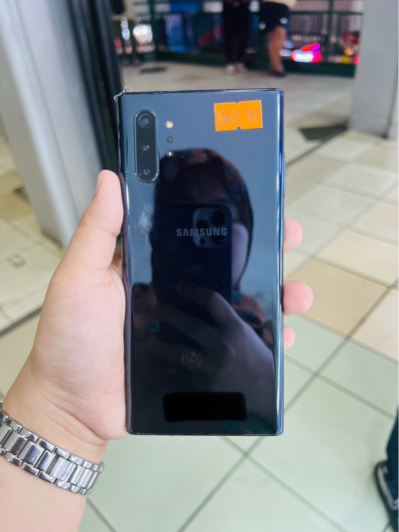 Samsung Note 10 Plus 256gb Dualsim (Category: Samsung) located in San Juan City. Submitted by javedsgadgetshop (Listing ID 1286154840, Image 1). Description: OPEN FOR INSTALLMENT VIA CREDIT CARD/GGIVES & SWAP/TRADE-IN! WE BUY AND SELL ( ANYKINDS OF UNIT BINIBILI PO NAMIN)! PTPA : Padelete po f bawal Read ❗️Onhand ‼️ Samsung Note 10+ •256gb •NTC Variant •Good batt health •Factory Unlock •95% Smoothness •No hidden issue | No Repaired •100% Authenti