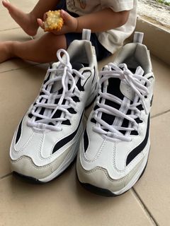 Skechers best sale bt21 chile