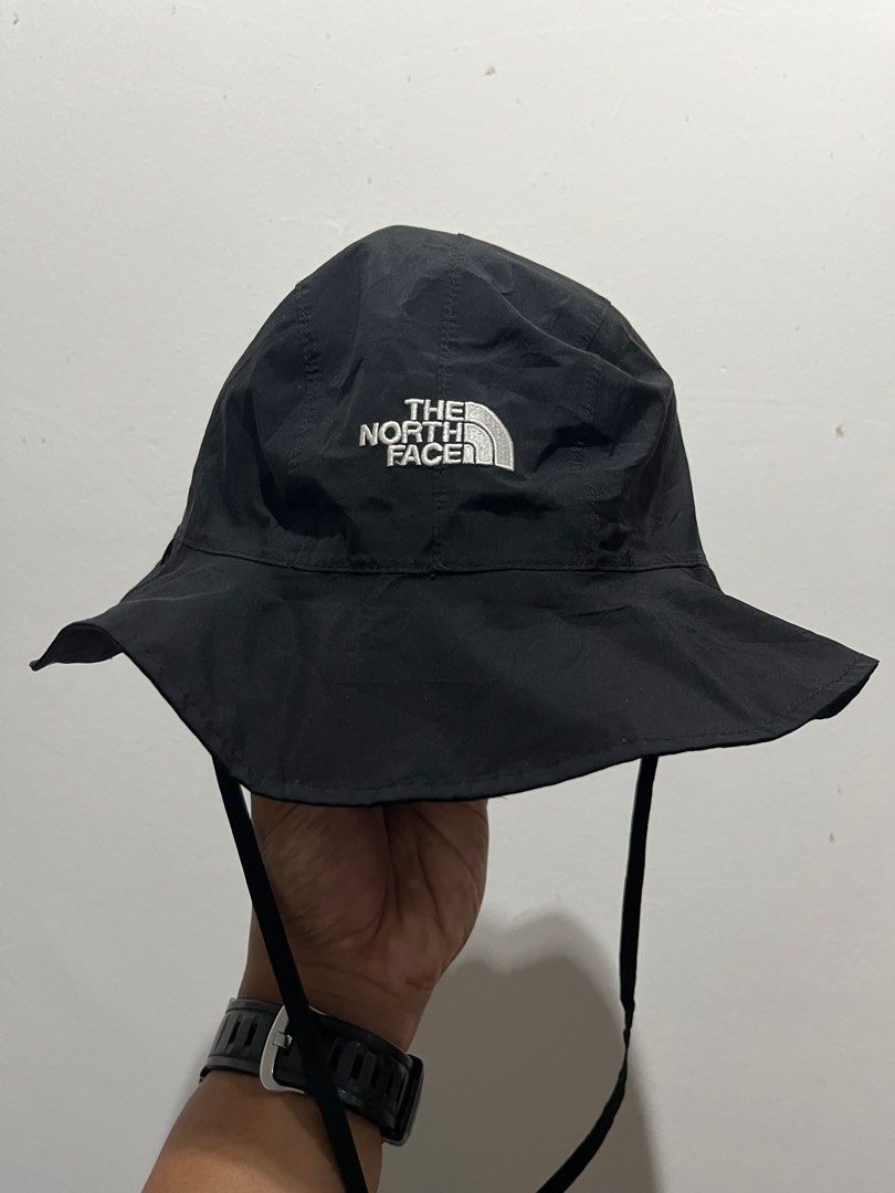The north face bucket hat 🔥, Men's Fashion, Watches & Accessories