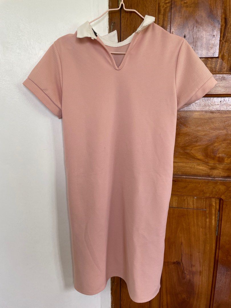 Used Forme Dress (Category: Dresses) located in Mangaldan. Submitted by prelovedstuffcm (Listing ID 1286070519, Image 3). Description: Forme pink dress. Small on tag. Dress has pockets. RFS: decluttering stuff since hindi na nagagamit. .