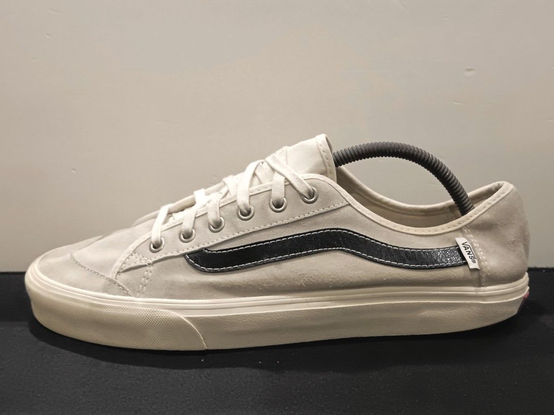 Vans black shop ball marshmallow