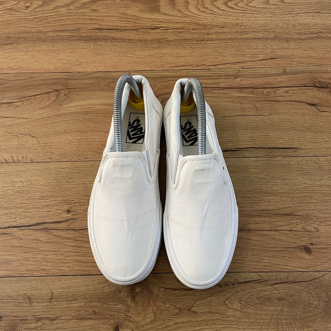 Vans Slip On 5.5uk Women s Fashion Footwear Sneakers on Carousell