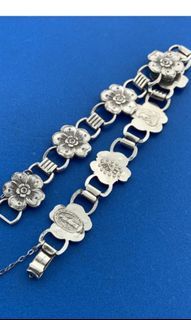 Vintage 925 Sterling Silver flower religious prayer panel bracelet