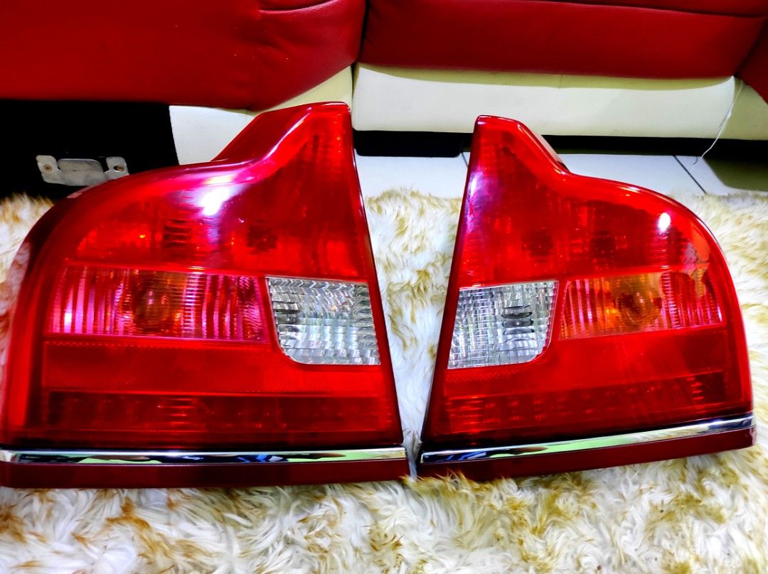 Volvo s80 2025 led tail lights