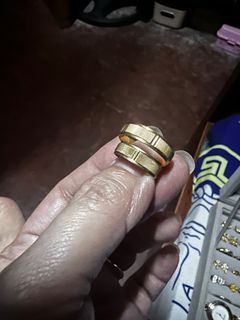 18k Wedding ring  sz 8&5