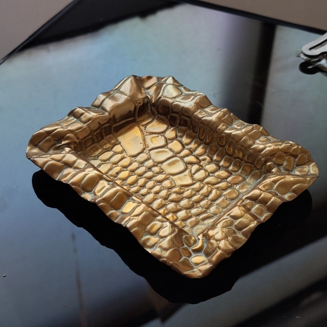 英國製 england brass alligator crocodile cigar ashtray plate 小型 黃銅 鱷魚 皮革