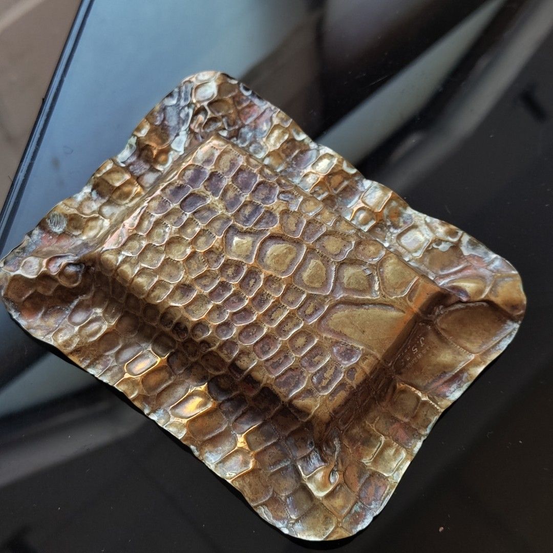 英國製 england brass alligator crocodile cigar ashtray plate 小型 黃銅 鱷魚 皮革