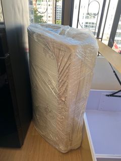 （分類：）位於 。 由 makeagood 提交（商品編號 1286322215，圖片 1）。簡介： 。