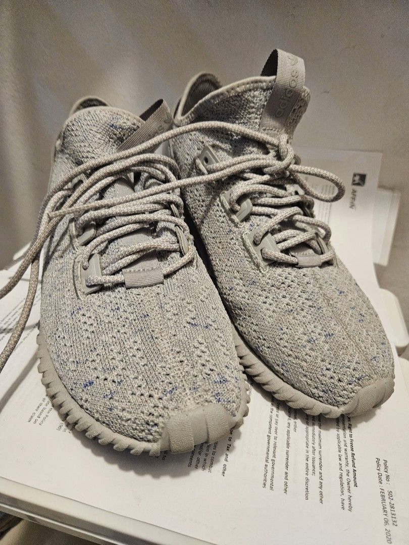 Yeezy look hotsell alike shoes
