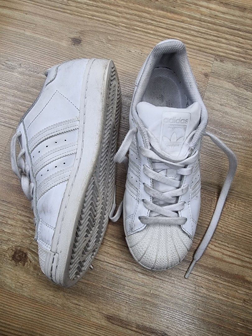 Shell clearance toe shoes