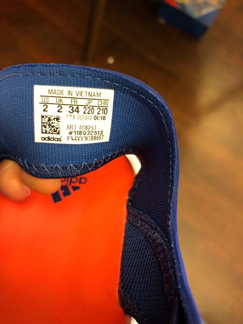 Adidas size34
