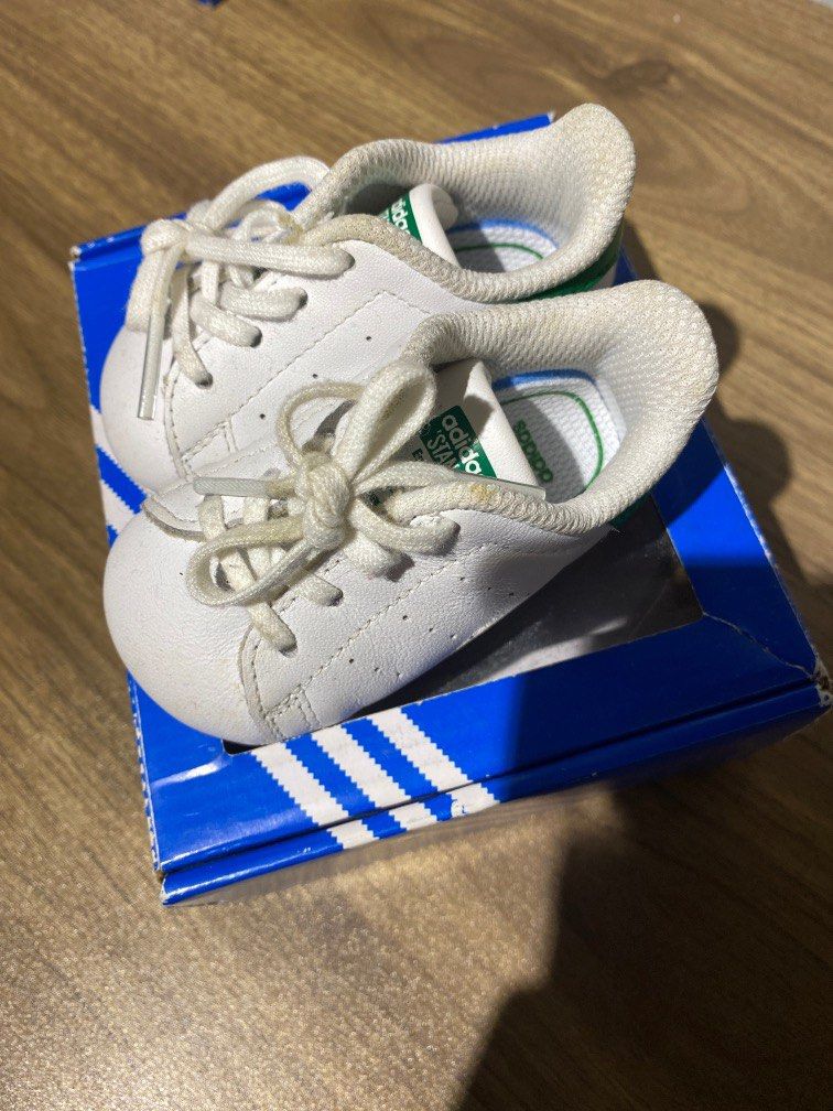 Adidas originals hotsell stan smith crib