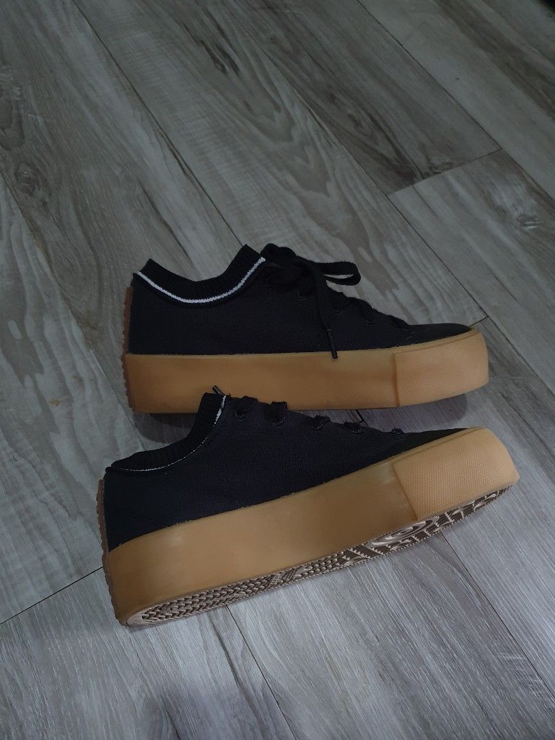 adidas gazelle silver green womens WMNS) adidas Karlie Kloss x Trainer XX92 'Black White Gum' FY8207 •  SneakerSouqq main image 0