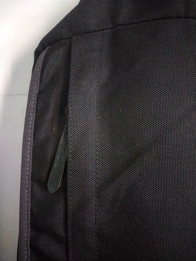 Authentic Kangol Backpack (AS IS) (Category: Backpacks) located in General Trias. Submitted by mervcorner (Listing ID 1286199340, Image 3). Description: Authentic Kangol Backpack Bag With 7 compartments including laptop slot. Can carry stuff good for 1 week. With normal signs of use like gasgas sa zipper tapos sa nylon back part and keep in mind that: Main compartment zipper is malfunctioning. Palitan na sya ng zipper kasi kusang nagbubukas di na