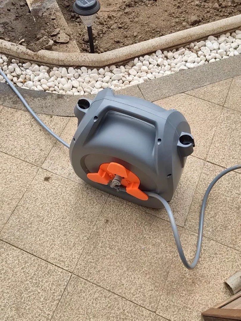 Auto Reel Water Hose (Garden Hose Reel) / 25m, Furniture & Home Living,  Gardening, Hose and Watering Devices on Carousell
