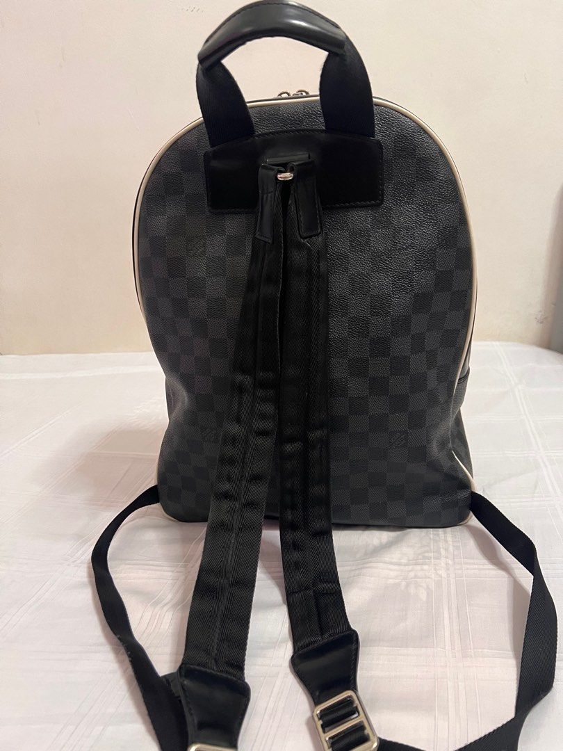 Backpack (Category: Backpacks) located in Singapore. Submitted by jft10 (Listing ID 1286314838, Image 3). Description: CNY sale Pre loved backpack Authentic leather Bought abroad Japan Self collection Pm for more inquiries .