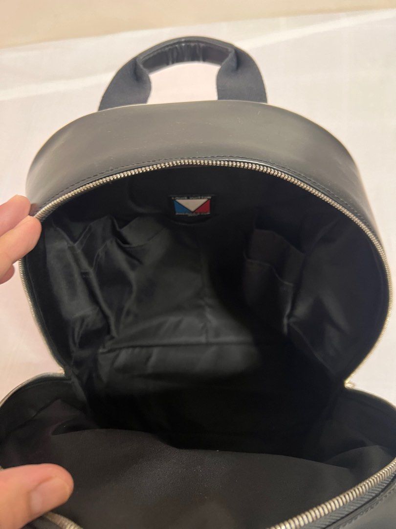 Backpack (Category: Backpacks) located in Singapore. Submitted by jft10 (Listing ID 1286314838, Image 4). Description: CNY sale Pre loved backpack Authentic leather Bought abroad Japan Self collection Pm for more inquiries .