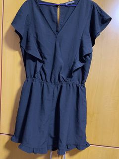 (Category: ) located in . Submitted by Aadaa (Listing ID 1286320510, Image 1). Description: .