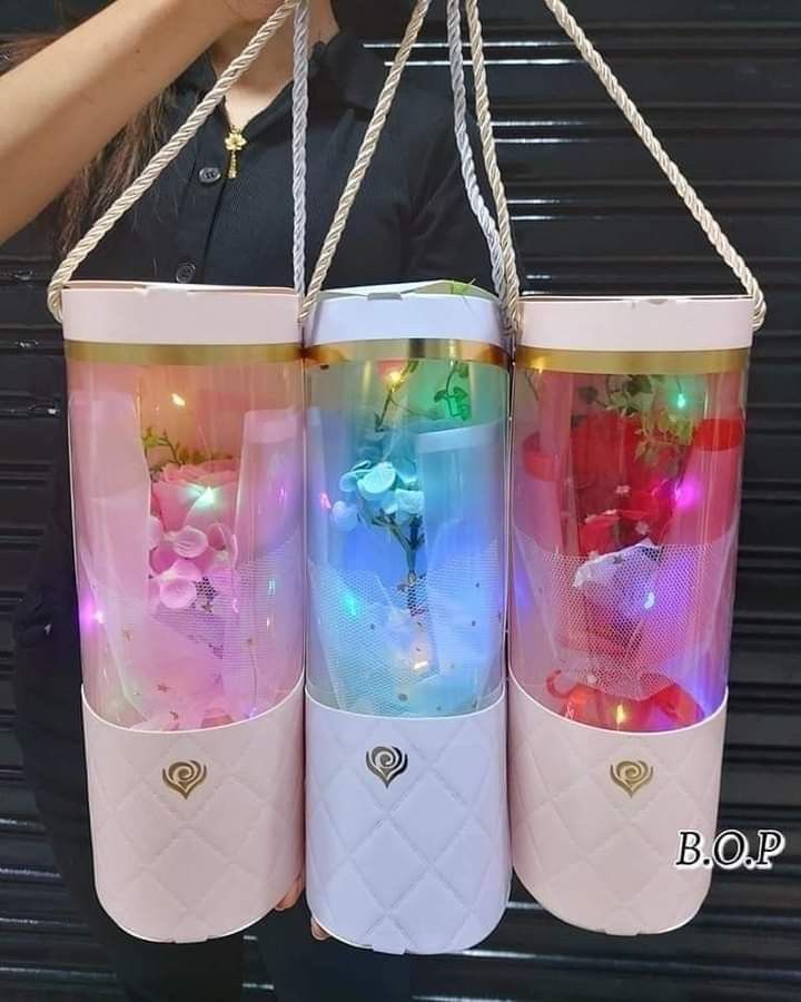 Box Bouquet with Light (Category: Flowers & Bouquets) located in Manila. Submitted by viashop02 (Listing ID 1286327424, Image 1). Description: Box Bouquet with Light.
