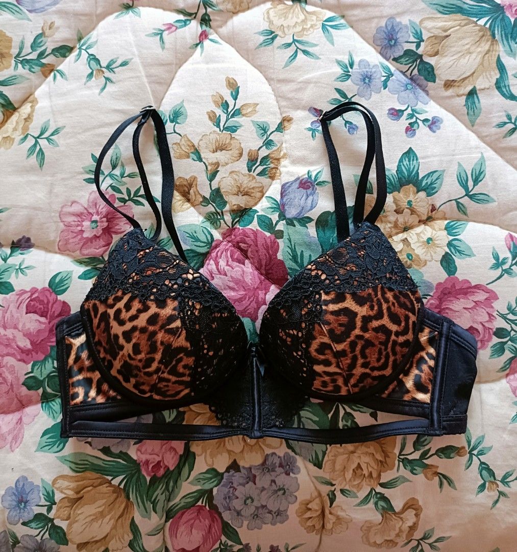 BRAS N THINGS  Leopard Print & Lace Embellished Push Up Bra, Women's  Fashion, Clothes on Carousell