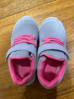 Size 15 champion discount shoes
