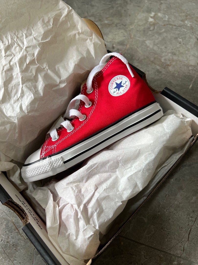 Red cheap youth converse