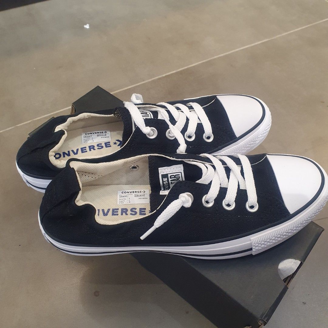 Converse top shoreline indonesia